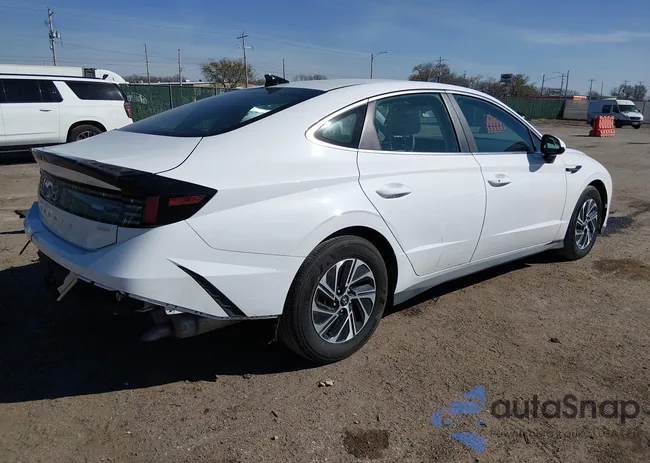 KMHL24JJ6TA135922: 44644983