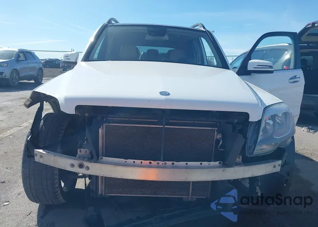 WDCGG8JB4DG145865: 44646906