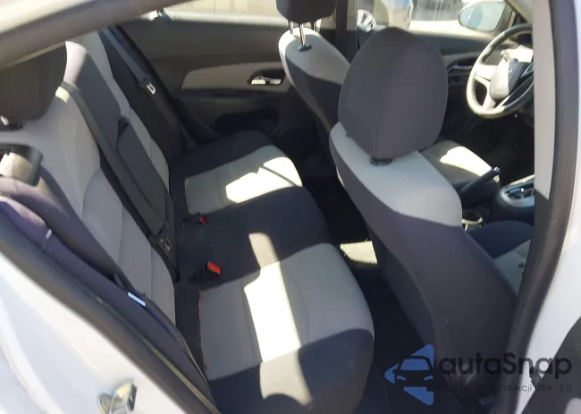 1G1PA5SG1E7113742: 44645985