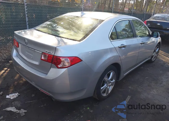 JH4CU2F62CC017134: 44647718