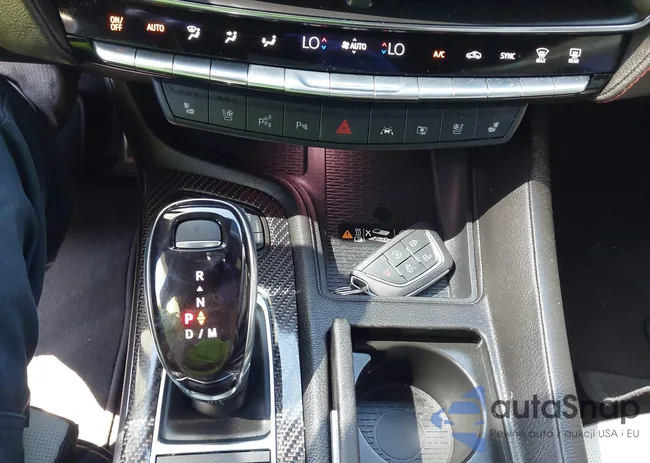 1G6DP5RK1S0115808: 44647791