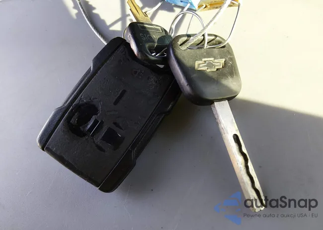 1GCVKPEH2EZ335884: 44647008