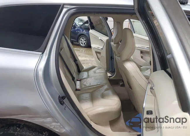 YV4940DZ2C2285326: 44648594