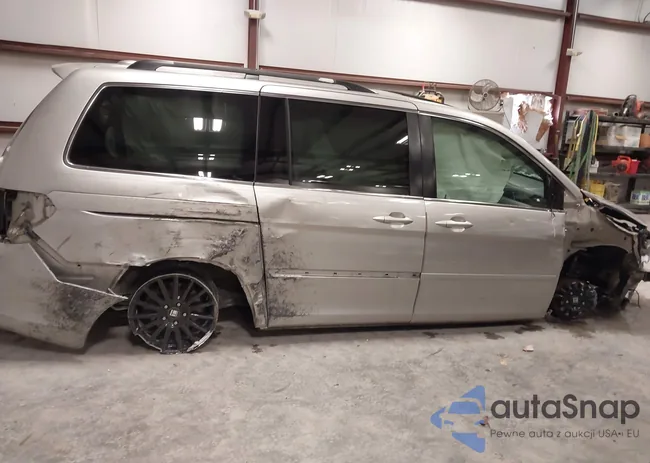 5FNRL38896B093945: 44648601