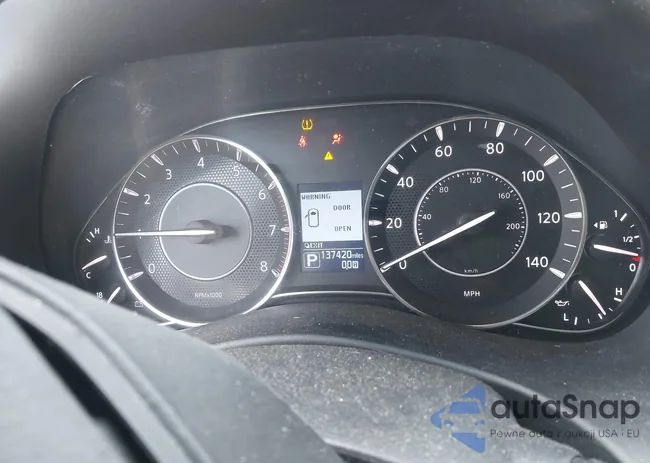 JN8AY2NC8H9504061: 44648731