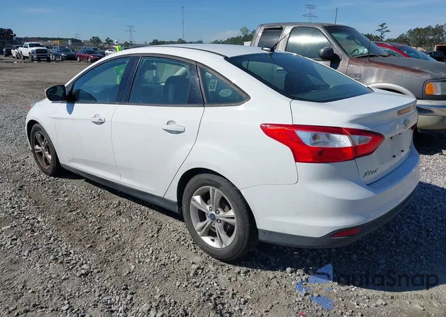 1FADP3F21EL202557: 44648749