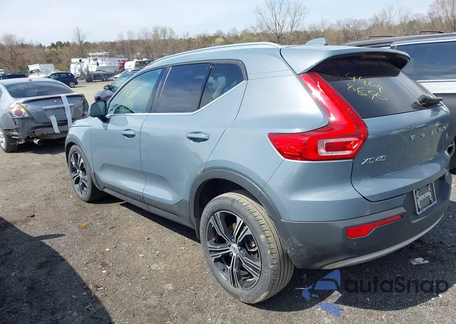 YV4162UL2N2733808: 44648896