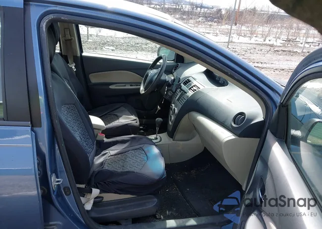 JTDBT903871081056: 44648925