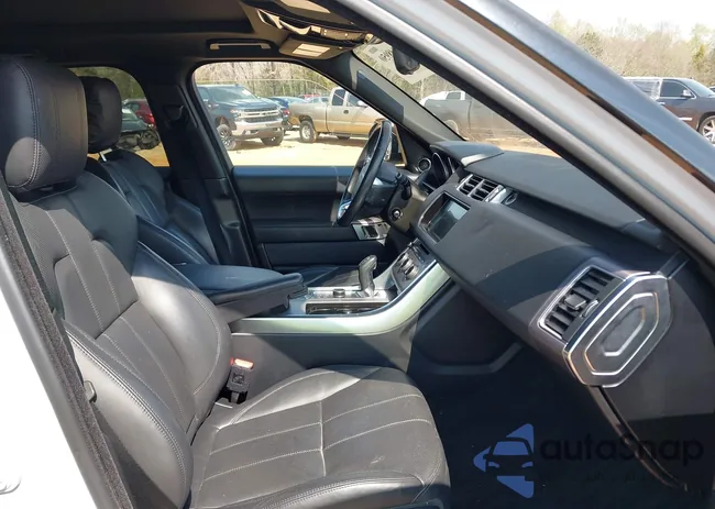 SALWR2FVXHA682785: 44648950