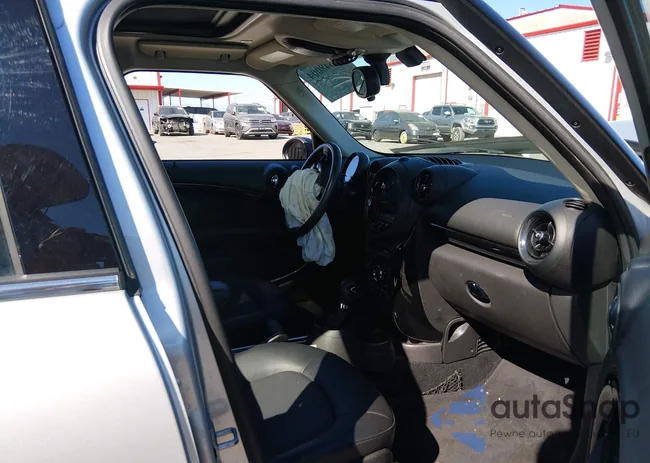 WMWZB3C5XFWR45440: 44648004