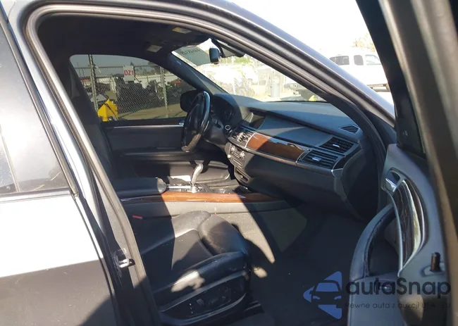 5UXZV8C59CL424731: 44648348