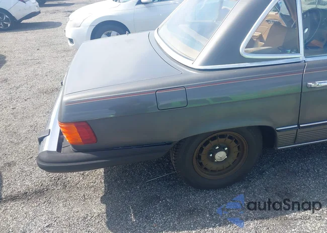 WDBBA45A9DB024174: 44649681