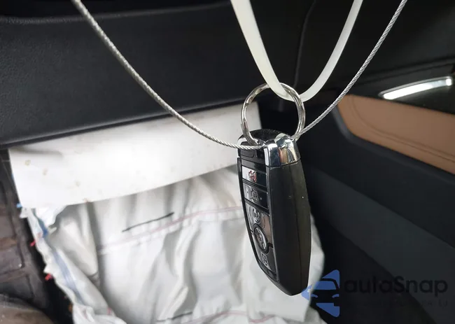 5LMCJ2D93LUL22961: 44649729