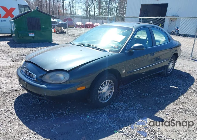 1MEFM53S7WG651682: 44648972