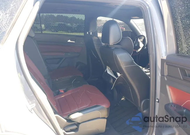 1V2FE2CAXNC219550: 44650709