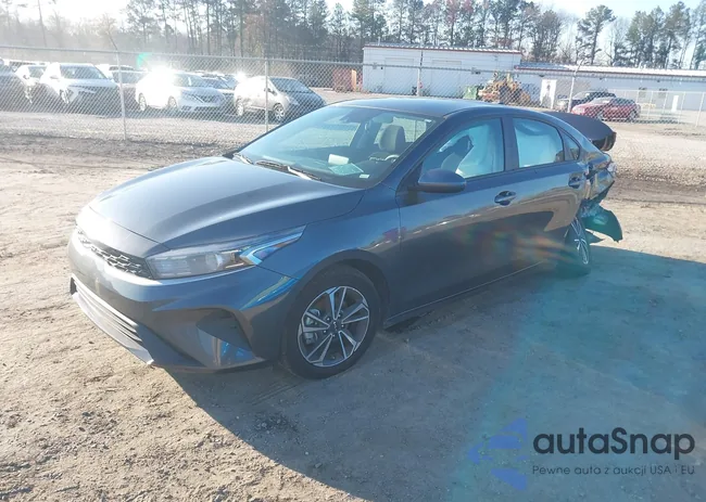 3KPF24AD5RE751208: 44651388