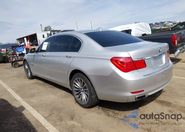 WBAKB4C5XCC575398: 44651028