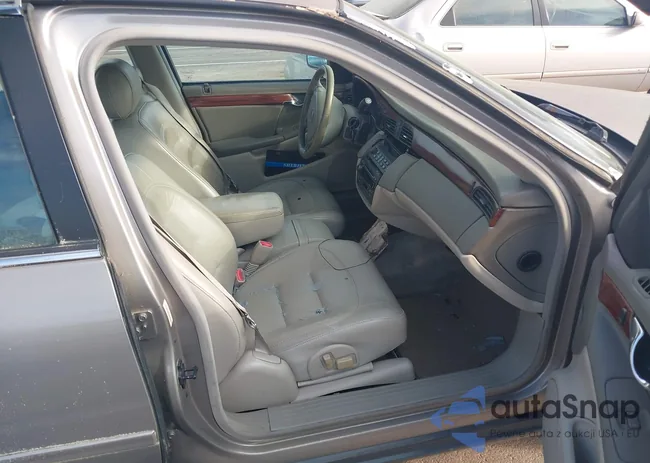 1G6KD54Y13U230074: 44651053