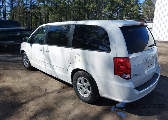 2D4RN3DG6BR715698: 44651341