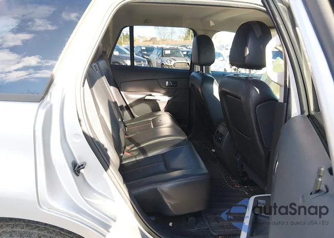 2FMDK4JC8DBA71247: 44652490