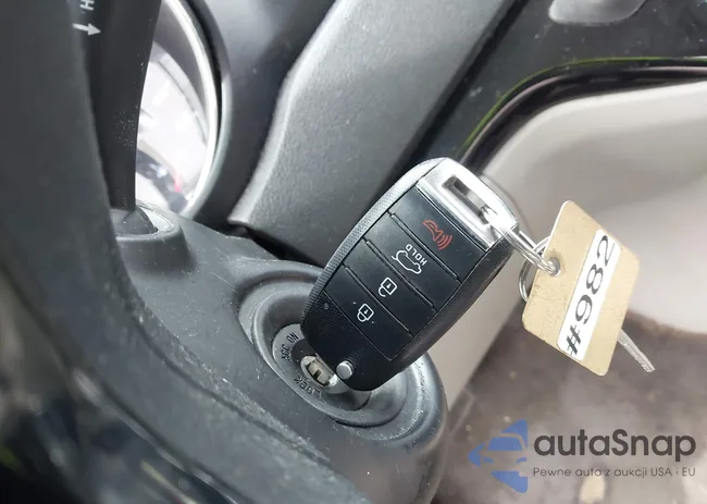 KNDMA5C1XK6515491: 44652149