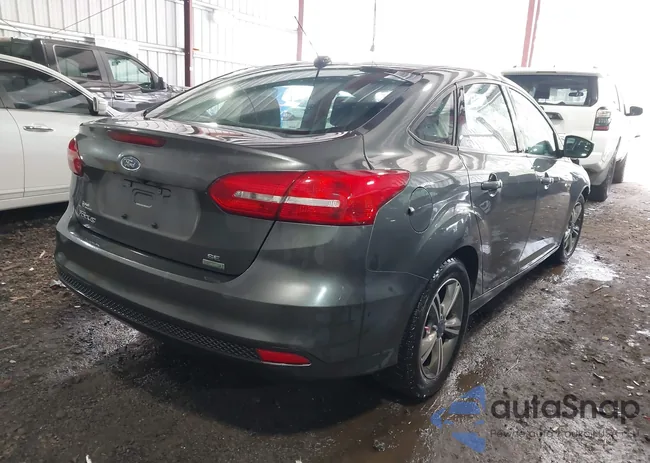 1FADP3FE5JL221018: 44652194