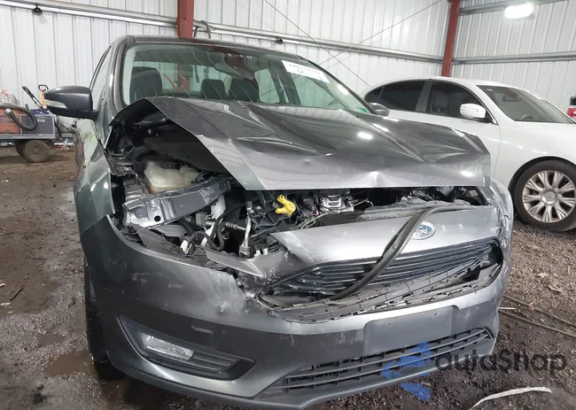 1FADP3FE5JL221018: 44652194