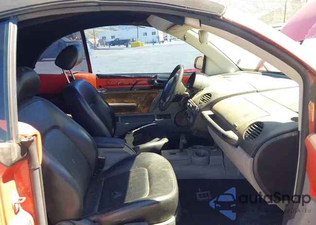 3VWCK21YX3M332131: 44658701