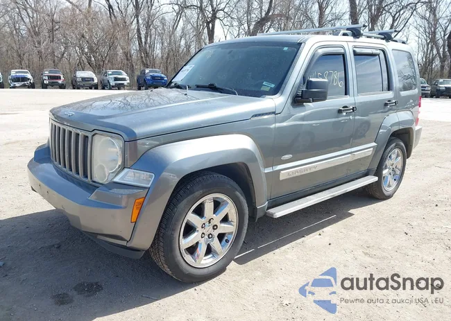 1C4PJMAK2CW185396: 44658786