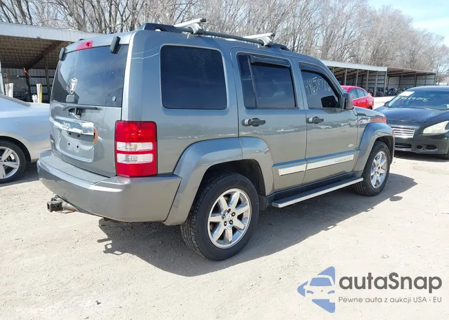 1C4PJMAK2CW185396: 44658786