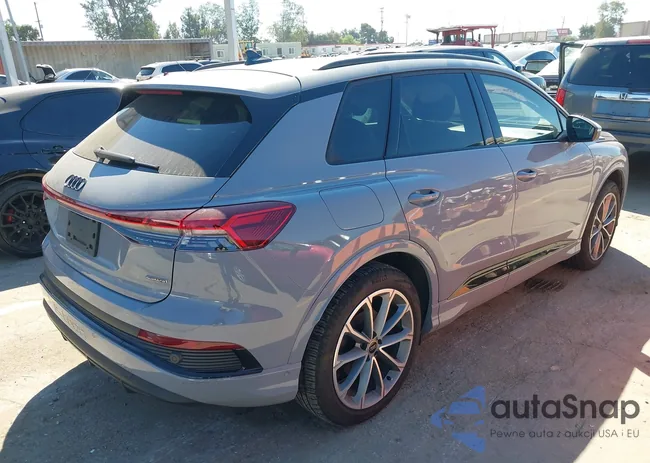 WA1LUBFZ4TP004139: 44658902