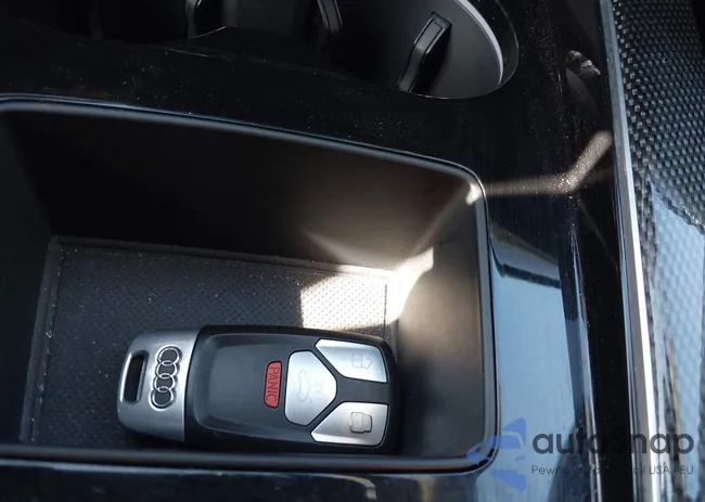 WAUC4DF52MA016046: 44659442