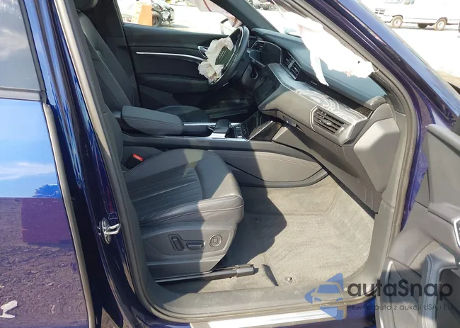 WA1LAAGE5NB014726: 44659647