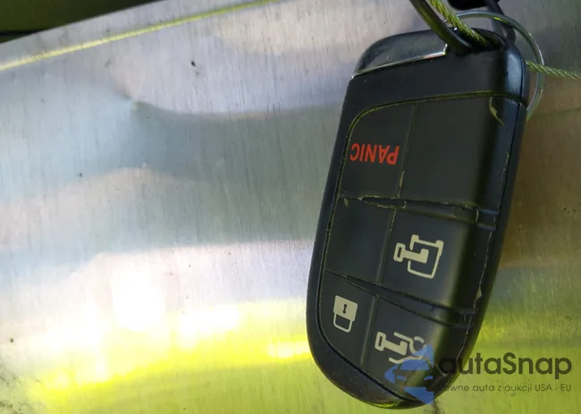 3C6LRVDGXPE588053: 44659862