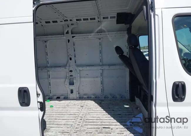 3C6LRVDGXPE588053: 44659862