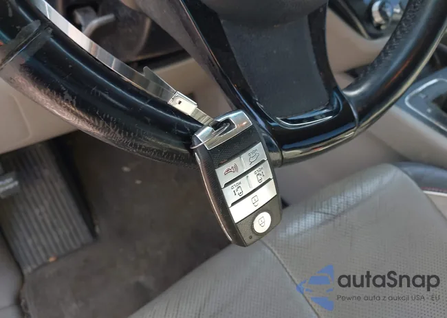 KNDMB5C19G6209791: 44659015