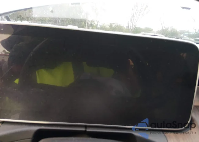 W1KAF4GB2NR037271: 44661701