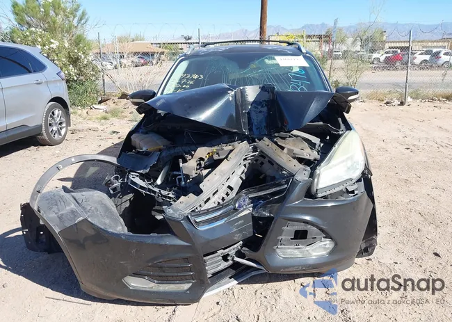 1FMCU0J90EUB47607: 44661197