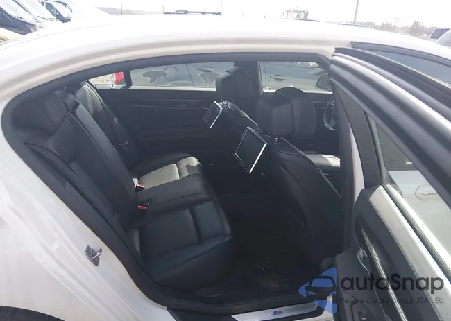 WBAYF4C5XDD127995: 44661262