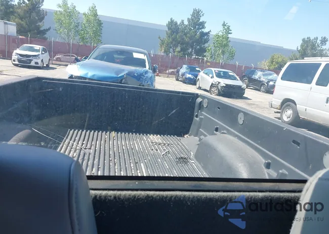 1FTKR1AD8APA41054: 44662524