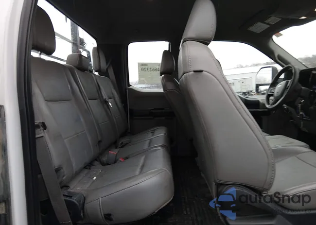 1FT7X2B65KEC46653: 44662320