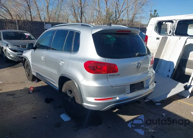 WVGAV7AX9FW074366: 44663860