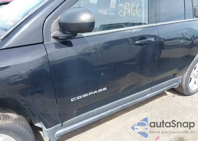 1C4NJCBB3DD235140: 44662966