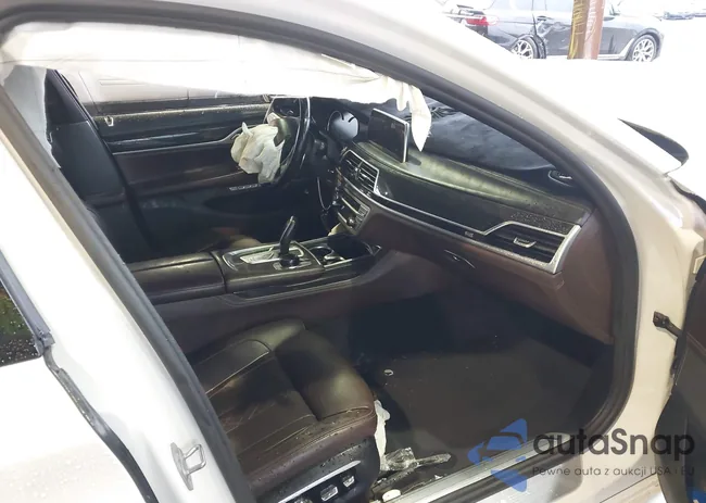 WBA7F2C57HG421486: 44663025