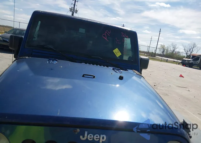 1J4BA3H10AL212086: 44664092