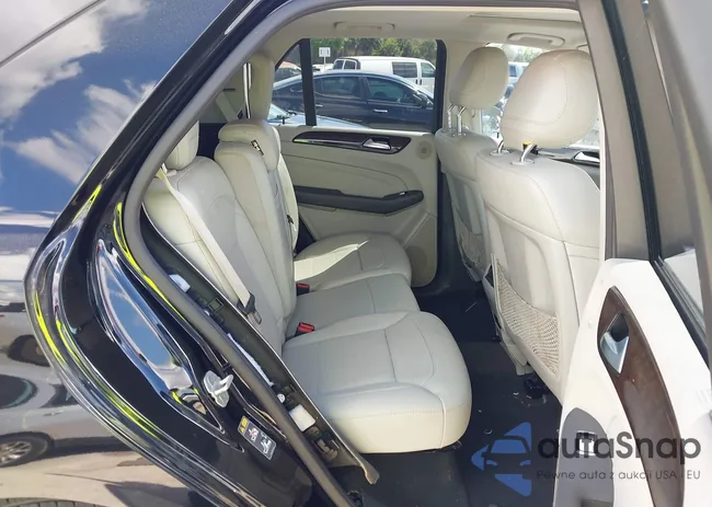 4JGDA5HB2FA463838: 44664230