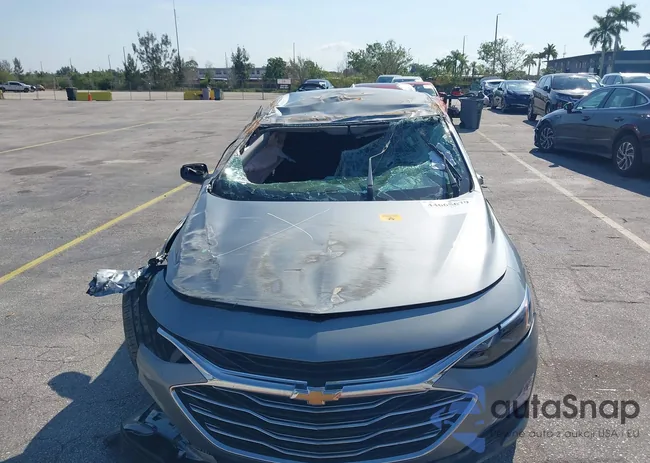 1G1ZD5ST3SF153559: 44665679