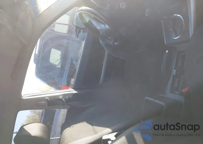 JS3TE0D2XB4101201: 44665851