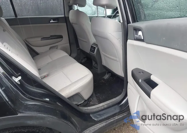 KNDPMCAC4H7159085: 44665177