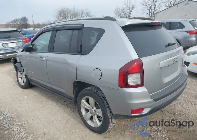 1C4NJCBA5GD743492: 44666318